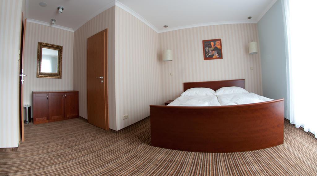 Hotel Encian Rajecké Teplice Habitación foto
